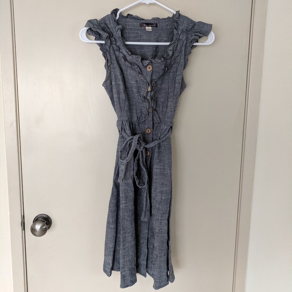 Sleeveless dress